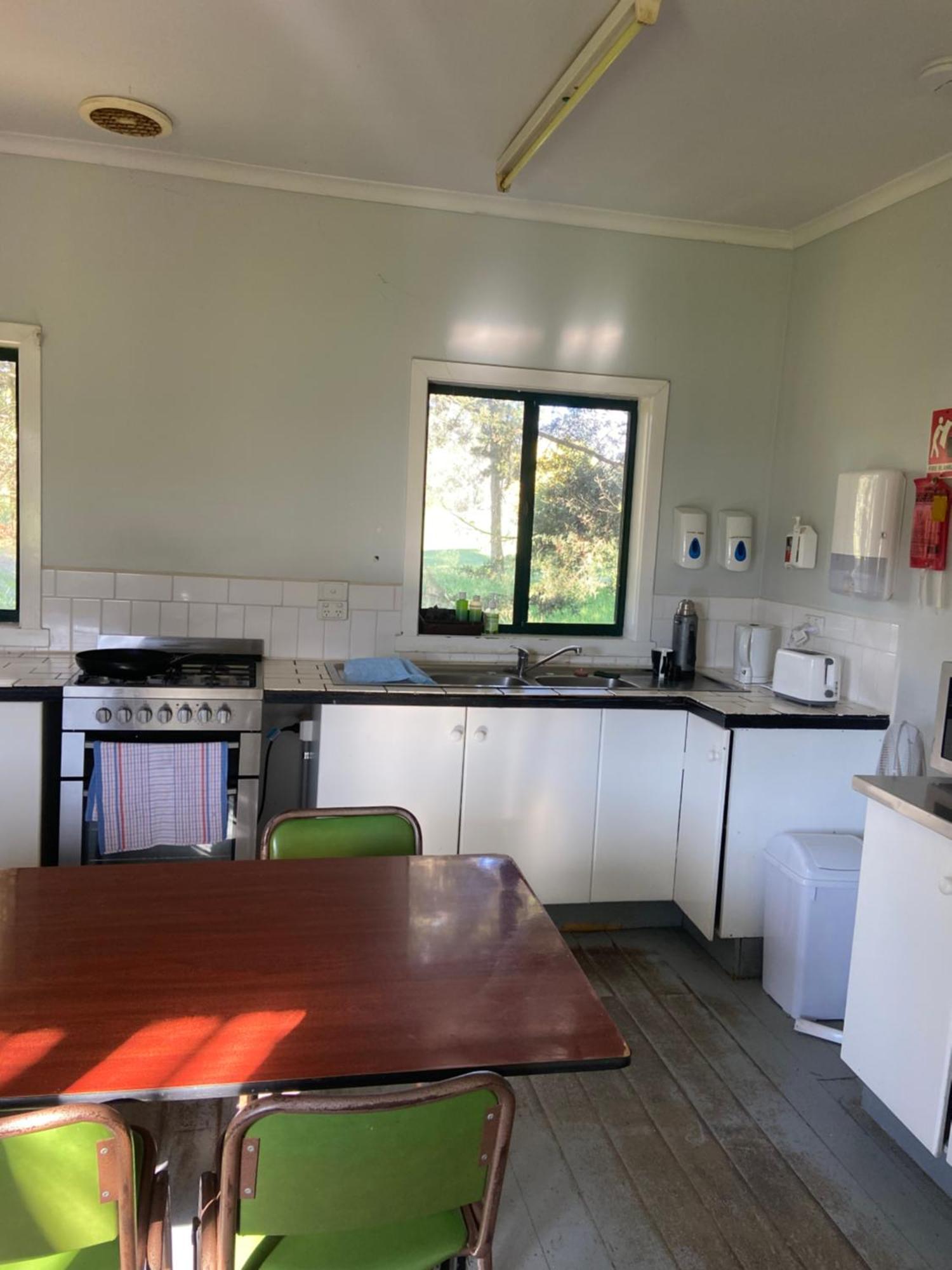Big4 Breeze Holiday Parks - Eildon Εξωτερικό φωτογραφία