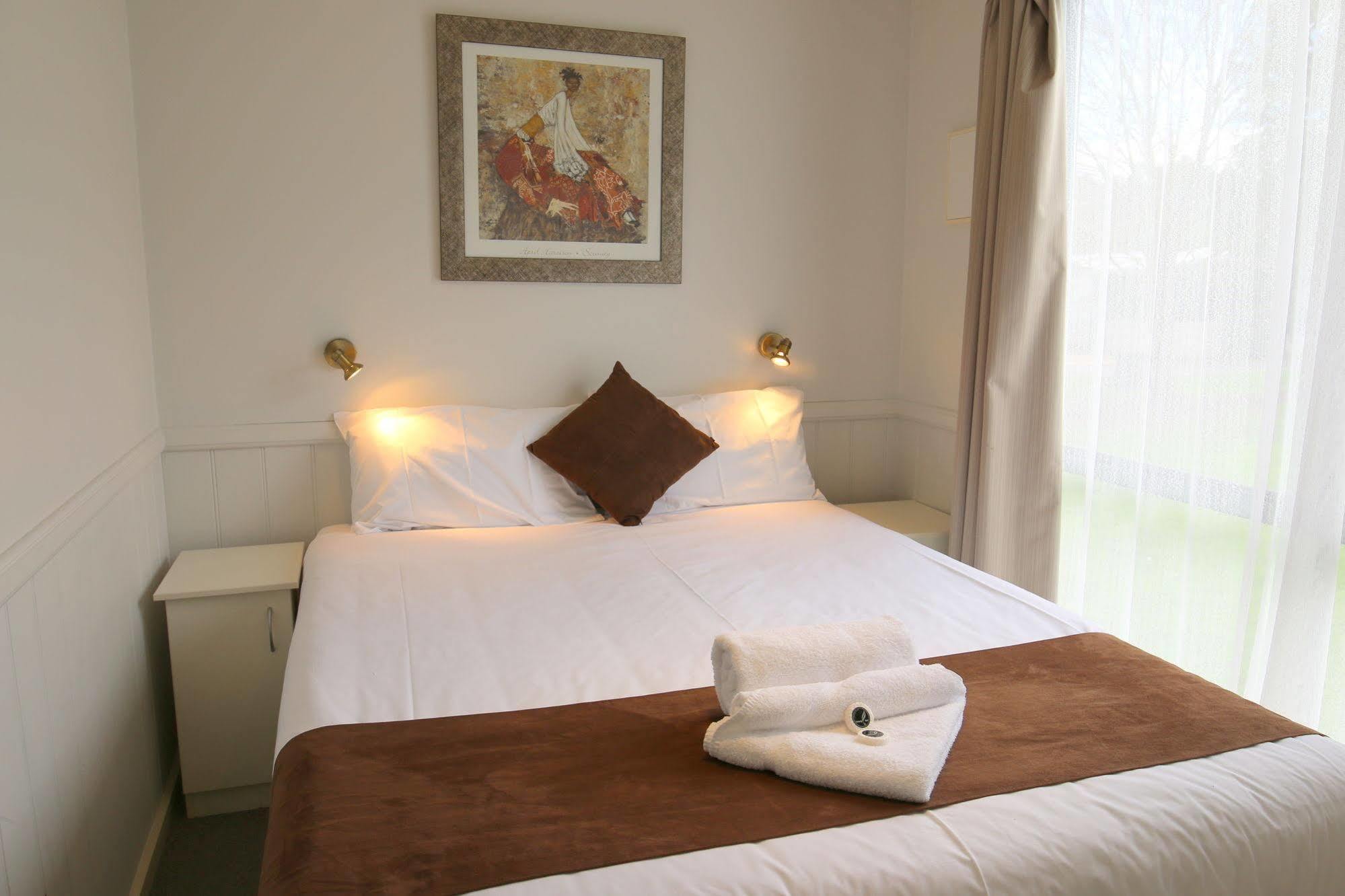 Big4 Breeze Holiday Parks - Eildon Εξωτερικό φωτογραφία